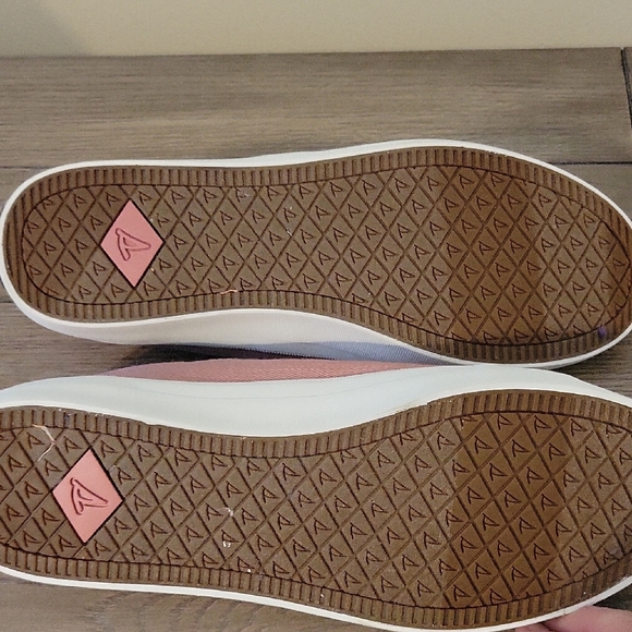 Sperry Rose Pink Low-Top Canvas Sneakers with White Sole - Picture 2 of 4